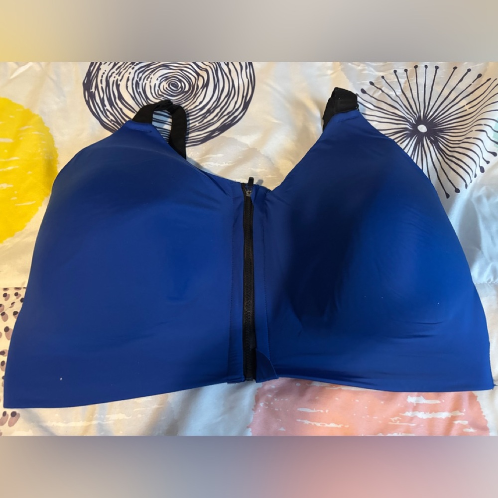 Torrid zip front sports bra